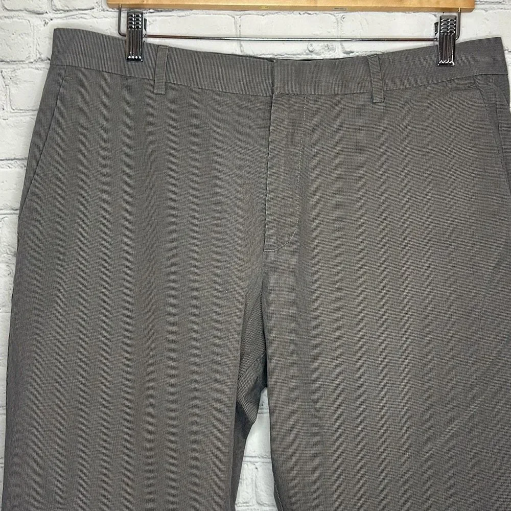 Banana Republic Non Iron Tailored‎ Slim Fit size 35x32 Brown Dress Pants